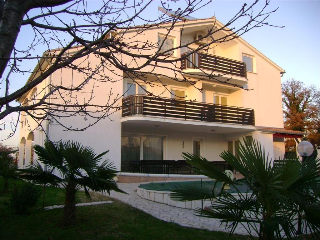 Apartment In With Balcony, Wifi 819-3 Porec